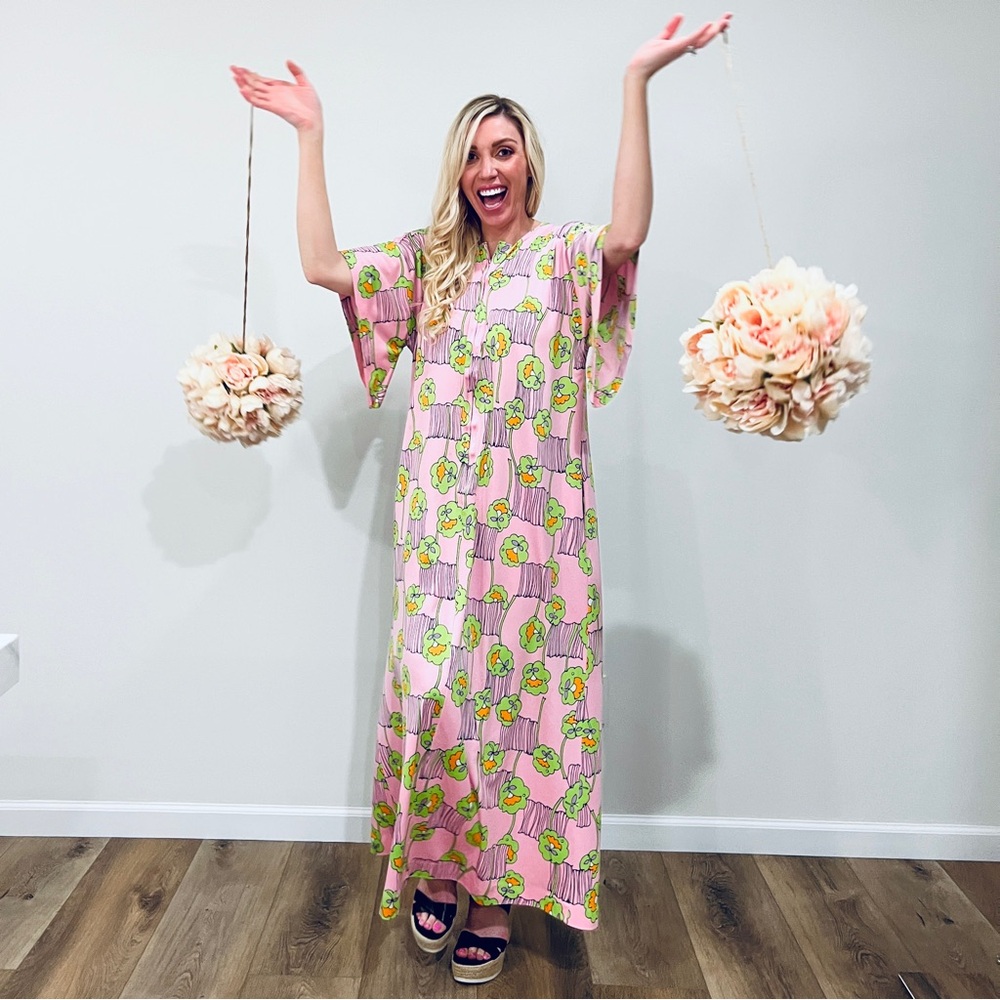 VTG 70’s Psychedelic Floral Housecoat Zip-up Dress